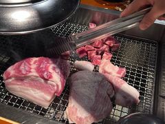 -肉甲韩国木炭烤肉(新壹街1店)