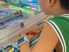 -爱玩嘉年华(龙湖杭州金沙天街店)