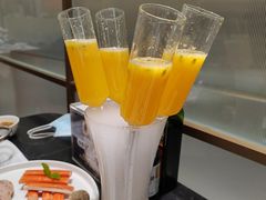 -红鼎豆捞·非遗鲍皇汤火锅(宝丰路店)