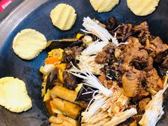 农家全家福-缘福乡村铁锅炖民宿(八达岭店)