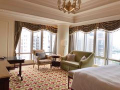 -广州富力丽思卡尔顿酒店