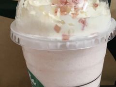 樱花初绽星冰乐-星巴克(温州瑞安吾悦广场店)