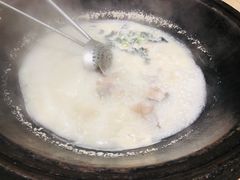 -陈大锅·岳阳鱼馆·地道岳阳菜(美食街店)