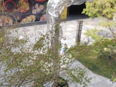 -瑞虹新天地月亮湾