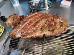 -芳姐碳烤羊腿羊排全羊(蓝天路店)