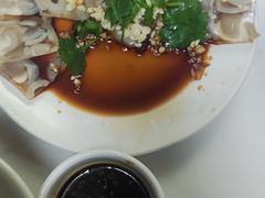 -一口猪海鲜浑锅·东北家常菜