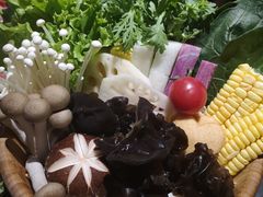 -湊湊火锅·茶憩(新中关购物中心店)