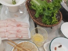 -呷哺呷哺 黄金牧场 (盛世天骄店)