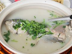 -天乐农家鱼头王(天目湖店)