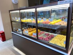 面包甜点陈列柜-奈雪的茶(时代天街店)