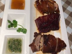 -新大咀港式茶餐厅(宝山万达店)