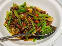 小炒牛肉-老湘亲·品鉴湘菜(湖里店)