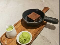 冰火瀑布布朗尼-必胜客(满洲里万达店)