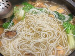 -菌之家·专业纯野生菌火锅·特色炒菌