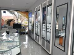 -光明眼镜·蔡司授权(徐泾店)