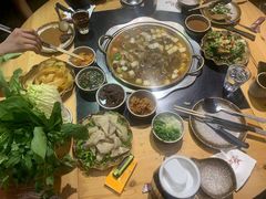 -顶顶汤火牛排火锅·经典铜锅涮肉