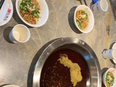 -忘情水鱼头·鲜鱼火锅(滨江中路店)