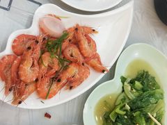 -覃记海鲜美食餐厅