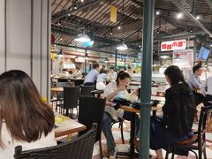 大堂-大食代美食广场(上海中心店)