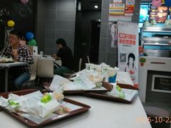 -华莱士·炸鸡汉堡(荆川东路店)