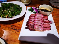 芭蕉叶烤肉-老滇山寨•云南特色菜•地方菜•民族风情歌舞表演(金碧店)