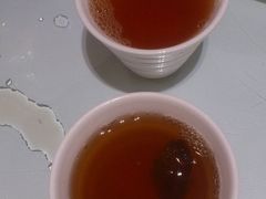 熬制酸梅汤-自贡盐帮菜·玩辣餐厅(樱花园西街店)
