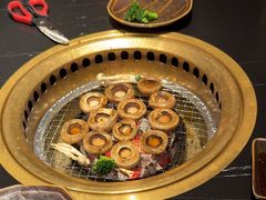 -山川小町·极番烧肉(新地假日广场店)