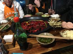 -黄潇洒老火锅(九眼桥宏济巷店)