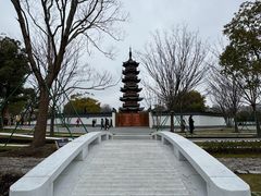 -龙华寺