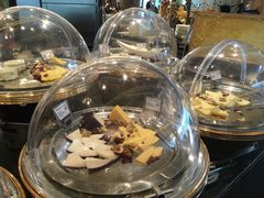 -圣丰索菲特·2 On 988 Café 自助餐厅