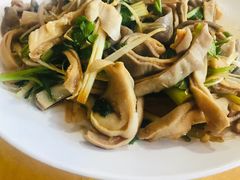 -鲤鱼塘农家山庄