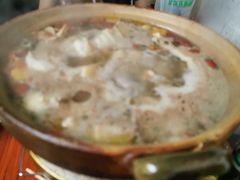 -威邵鸡煲(西华路总店)