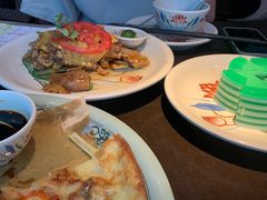 -大头虾越式风味餐厅(光明广场店)