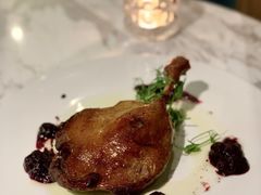 -La Mer Restaurant & Lounge