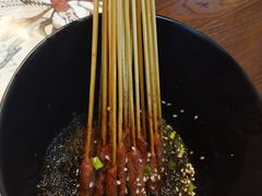-虾弄弄海派小龙虾·牛羊蝎子火锅