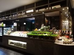 自助取餐区-半岛翡丽海鲜自助餐厅(观风亭店)
