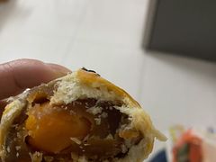 蛋黄酥-赞记龙凤礼饼(龙津路店)