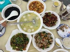 -湘里湘亲饭店(闸坡店)