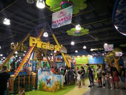 点击看大图 -维佳童话镇演出现场(徐东店)