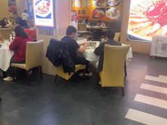 -粤盛海鲜平价店(洛溪食街店)