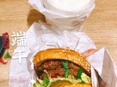 火烤双层牛肉特堡-The Habit Burger Grill 哈比特汉堡(爱琴海店)