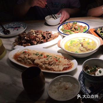 不知道吃什么几个朋友 个个都在犹豫 火锅