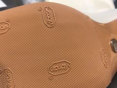 -爱革·洗衣改衣·洗鞋修鞋·洗包修包·奢侈品护理(宝地广场店)