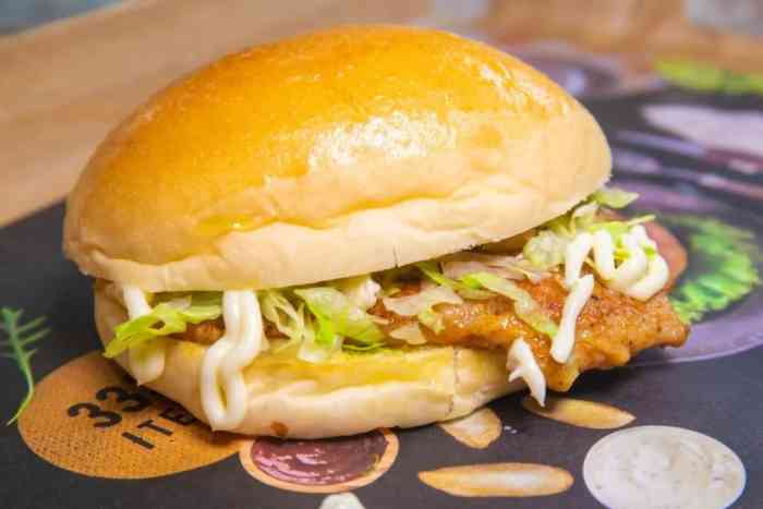 阿叔猪扒包(花都店)-"[薄荷]环境:龙珠路宝裕园门口～位置好搵.