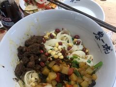 招牌牛肉四合一-黎一碗大碗手工面(城市立方店)