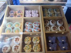 -昆明冠生园·蛋糕·面包(南强街店)