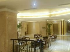 -山明水秀大饭店