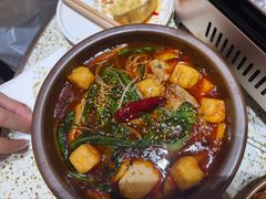 -小董哥烤串·爆汁大油边(故宫店)