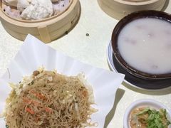 -聚鲜港（五洞）牛肉自选火锅