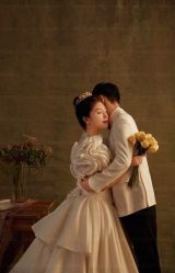 -雪中彩影婚纱摄影·微光艺术中心